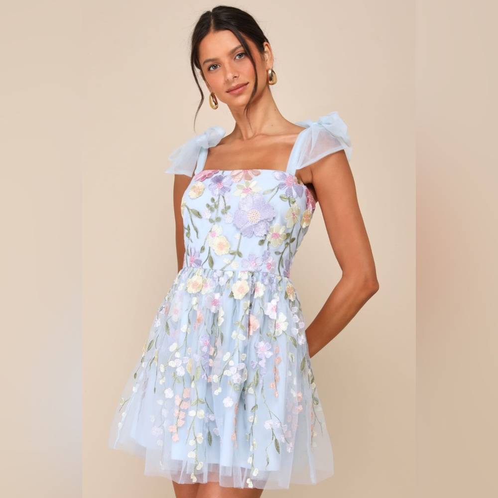 NWOT Lulu's Classic Romance 3D Floral Applique Tie-Strap Mini Dress - Picture 9 of 11
